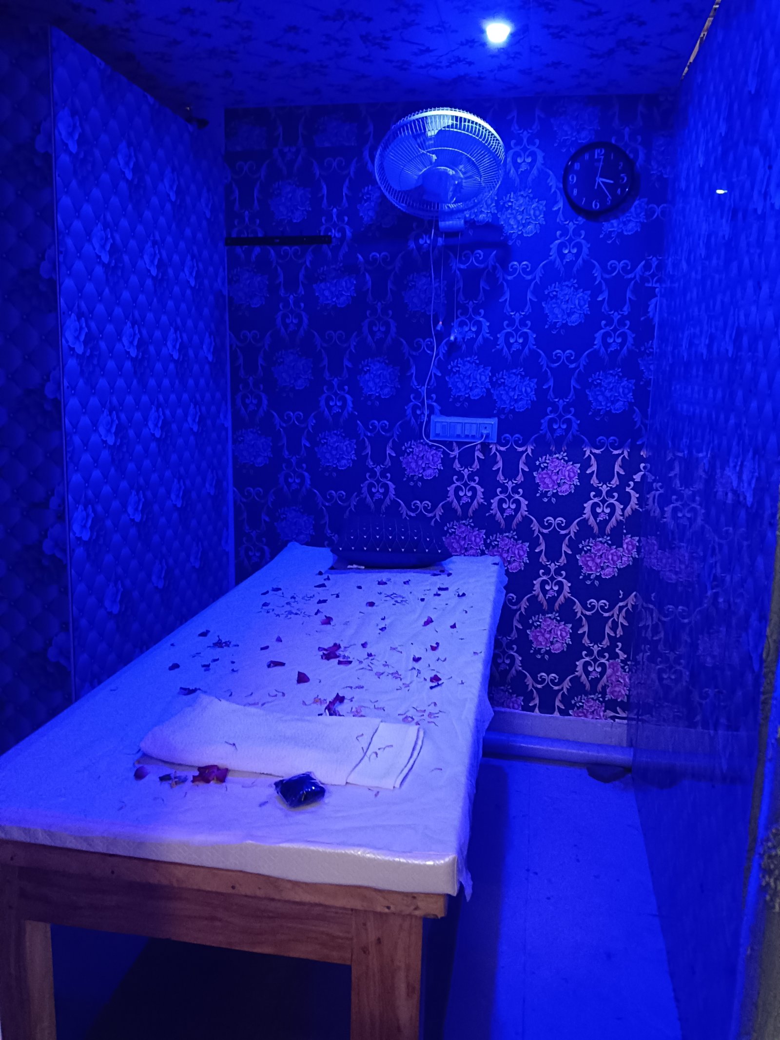 Aone Vip Spa Neemuch 